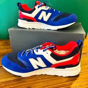 New Balance Classics Kids 997 Shoes Size 6.5 Brand New